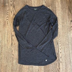 gray long sleeve roots top